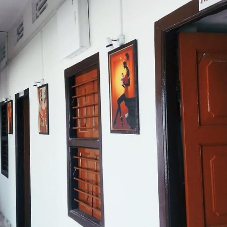 Bhuban Heritage Inn Puri Kültér fotó